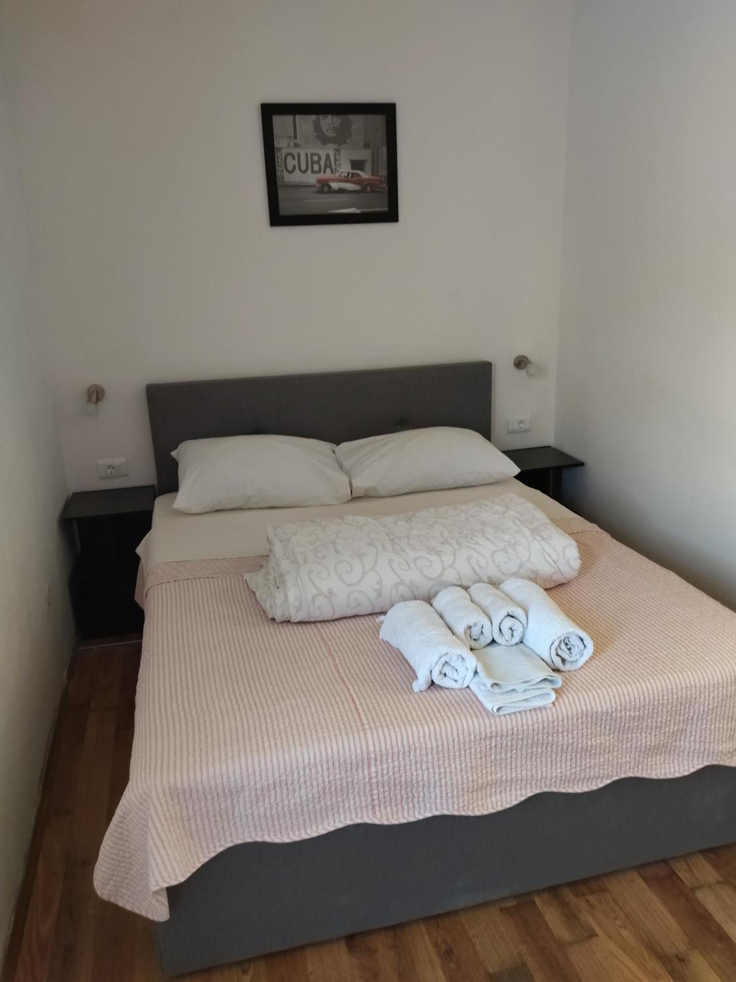 Banin Skradin Quarto foto
