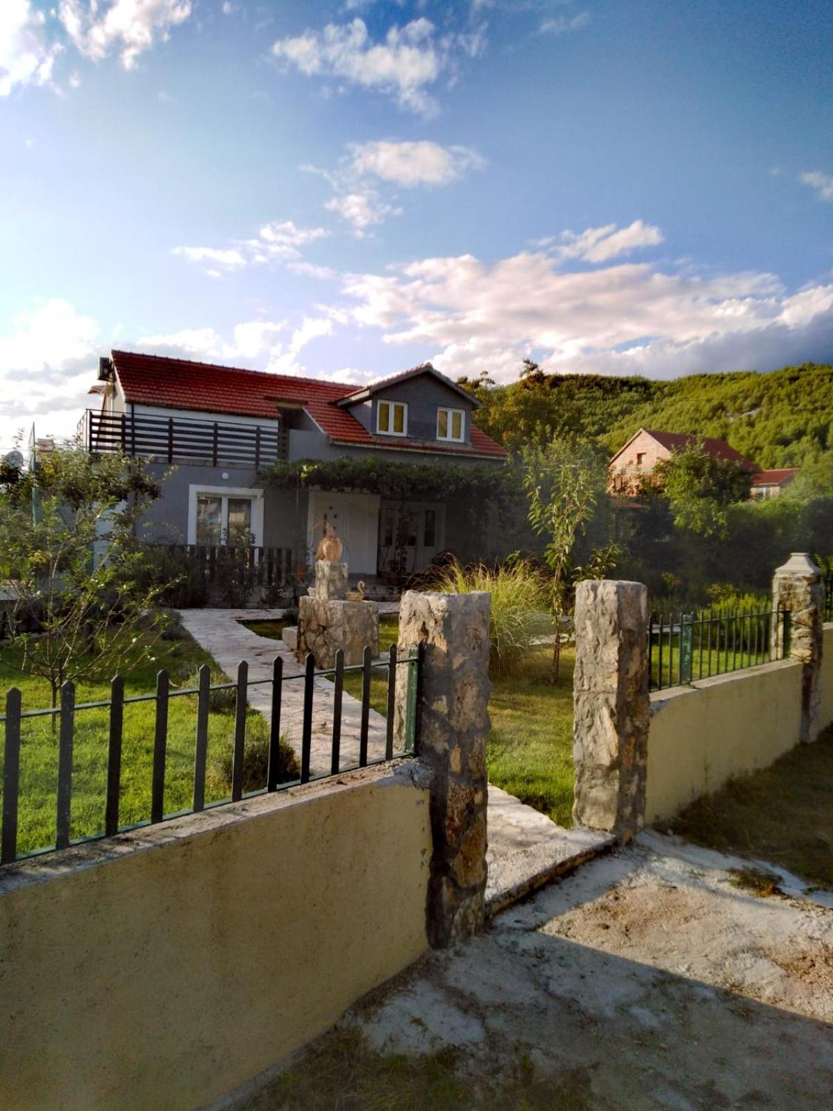 Banin Skradin Quarto foto